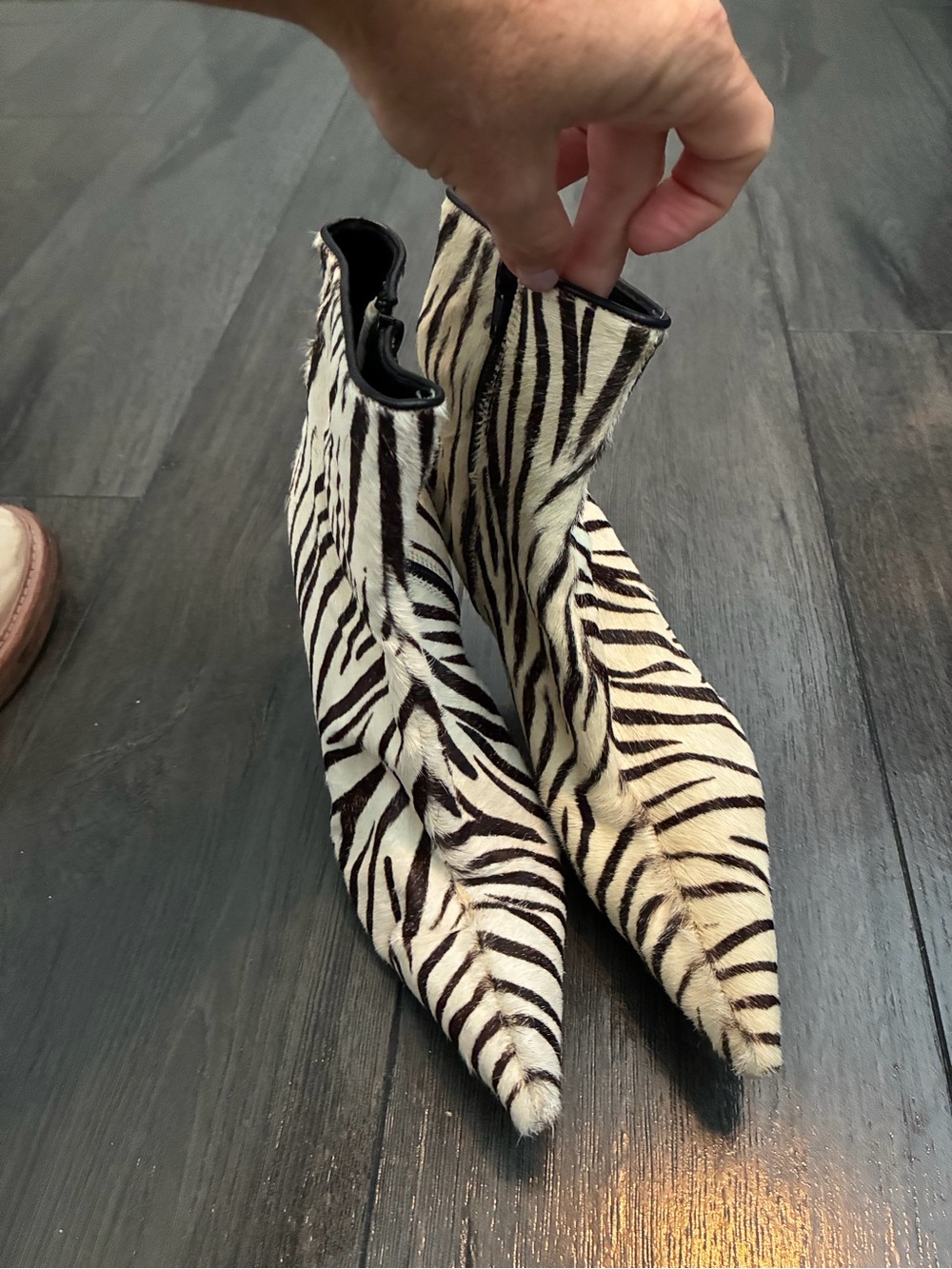 Steven By Steve Madden Zebra-Print Pointed Ankle Boots - White/Black